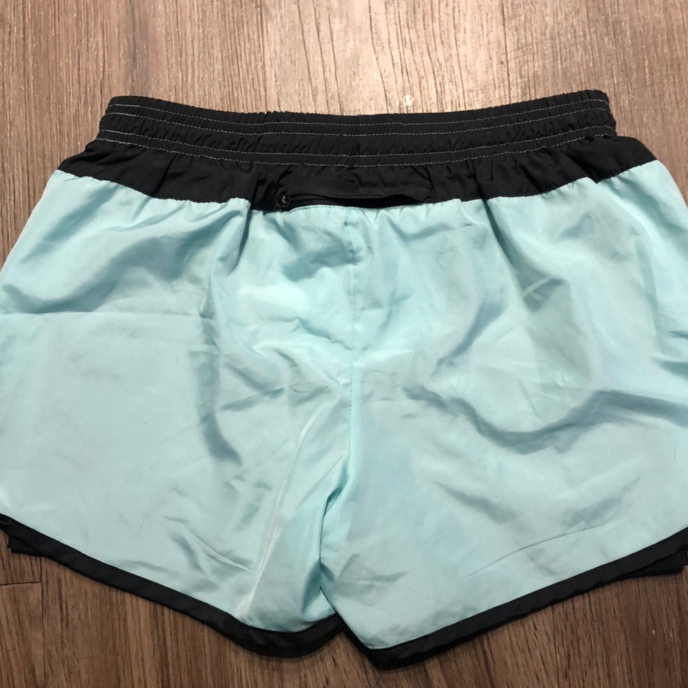 Shorts - Picture 5 of 5